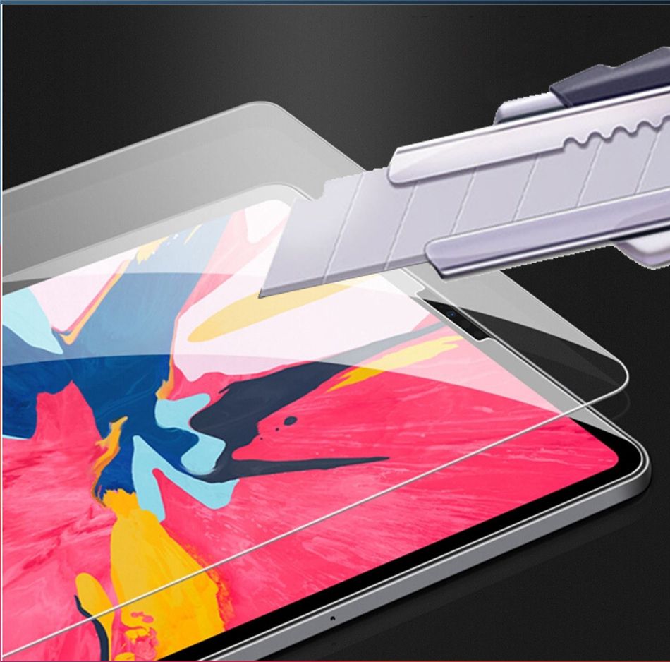 Miếng dán cường lực Tiger iPad Air 11 inch 2024: Bảo vệ tối ưu, trải nghiệm hoàn hảo  Miếng dán cường lực Tiger Tempered Glass Screen Protectors cho iPad Air 11 inch 2024 (TGA6-11) với độ cứng cao, chống trầy xước, chống vân tay, độ trong suốt cao, mang đến trải nghiệm bảo vệ và hiển thị hoàn hảo.  Bạn vừa sở hữu chiếc iPad Air 11 inch 2024 mới nhất và đang tìm kiếm giải pháp bảo vệ màn hình tối ưu? Miếng dán cường lực Tiger Tempered Glass Screen Protectors (TGA6-11) chính là sự lựa chọn hoàn hảo dành cho bạn. Với độ cứng 9H, khả năng chống trầy xước, chống vân tay và độ trong suốt cao, miếng dán cường lực Tiger sẽ mang đến trải nghiệm bảo vệ và hiển thị hoàn hảo cho chiếc iPad Air 11 inch 2024 của bạn.   Độ cứng 9H, chống trầy xước tuyệt đối  Miếng dán cường lực Tiger iPad Air 11 inch 2024 được làm từ chất liệu kính cường lực cao cấp, đạt độ cứng 9H, giúp bảo vệ màn hình iPad Air 11 inch 2024 khỏi trầy xước, va đập và các tác động ngoại lực khác.Bạn có thể yên tâm sử dụng iPad Air 11 inch 2024 trong mọi hoạt động, từ làm việc, học tập đến giải trí, mà không lo lắng về việc màn hình bị trầy xước.  Miếng dán cường lực Tiger iPad Air 11 inch 2024 có độ cứng cao  Chống vân tay, chống bám bẩn  Miếng dán cường lực Tiger iPad Air 11 inch 2024 (TGA6-11) được phủ lớp nano chống vân tay, chống bám bẩn, giúp màn hình luôn sạch sẽ và sáng bóng.Lớp phủ nano còn giúp tăng cường độ mượt mà khi vuốt chạm, mang đến trải nghiệm sử dụng iPad Air 11 inch 2024 tuyệt vời hơn.  Độ trong suốt cao, hiển thị sắc nét  Miếng dán cường lực Tiger iPad Air 11 inch 2024 (TGA6-11) có độ trong suốt cao, không làm ảnh hưởng đến chất lượng hiển thị của màn hình iPad Air 11 inch 2024.Bạn vẫn có thể tận hưởng trọn vẹn màu sắc sống động và hình ảnh sắc nét trên màn hình iPad Air 11 inch 2024.  Miếng dán cường lực Tiger iPad Air 11 inch 2024 độ trong suốt cao  Dễ dàng tự dán tại nhà  Miếng dán cường lực Tiger iPad Air 11 inch 2024 (TGA6-11) đi kèm với bộ dụng cụ hỗ trợ dán, giúp bạn dễ dàng tự dán tại nhà mà không cần ra cửa hàng. Bạn có thể tiết kiệm thời gian và chi phí khi tự dán miếng dán cường lực cho iPad Air 11 inch 2024 của mình.  Mua Miếng dán cường lực Tiger iPad Air 11 inch 2024 tại ShopDunk ngay để được giá ưu đãi kèm nhiều chương trình khuyến mãi hấp dẫn  Miếng dán cường lực Tiger iPad Air 11 inch 2024 đem lại sự bảo vệ an toàn kèm theo trải nghiệm mượt mà cho chiếc máy IPad Air 11 inch của bạn.Hiện nay ShopDunk đang phân phối sản phẩm tại các cửa hàng bán lẻ với giá tốt kèm nhiều chương trình khuyến mãi hấp dẫn.Hãy đến ngay ShopDunk để sở hữu ngay Miếng dán cường lực Tiger iPad Air 11 inch 2024 nhé